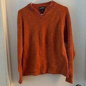 Woman's Woolrich Sweater
